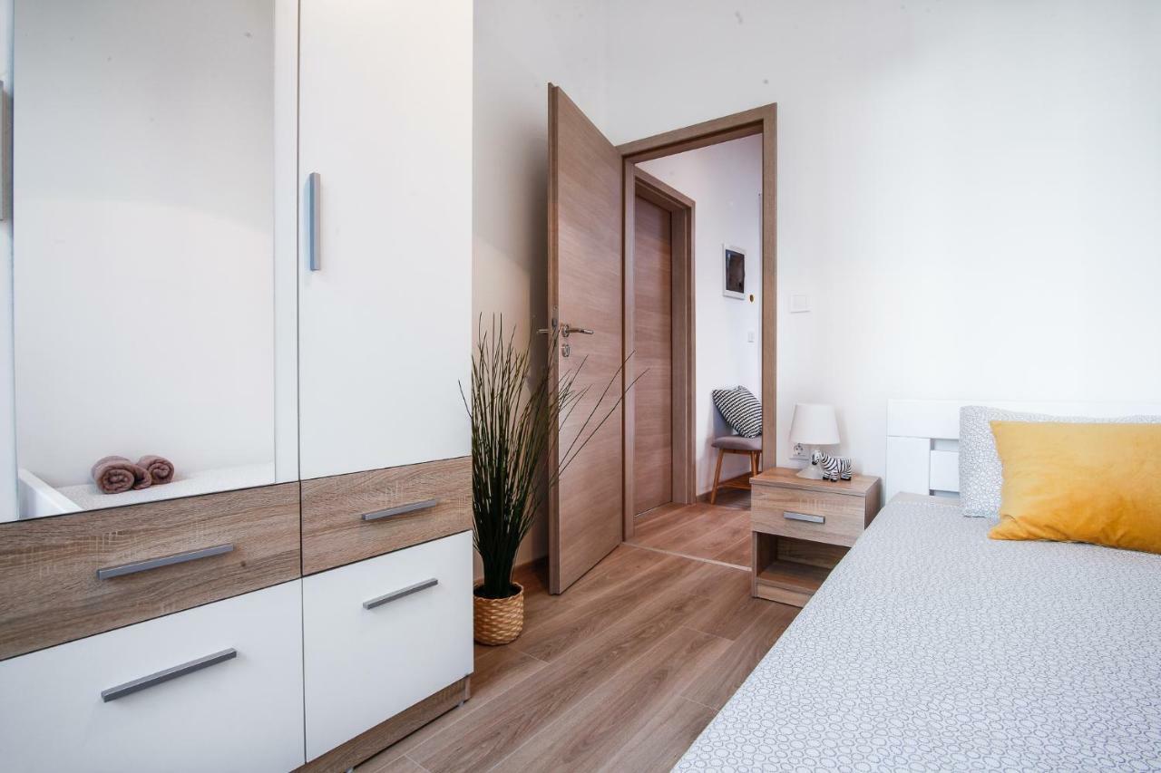 Apartment Kensi*** Pula Luaran gambar